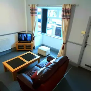 Grimsby-cleethorpes Sleeps 7 Holiday home